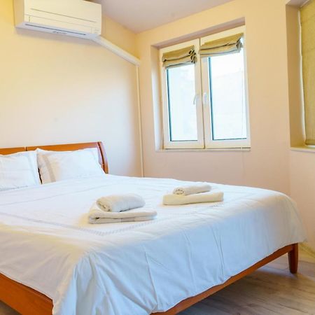 Centrally Located Apartment In Varna Exterior foto